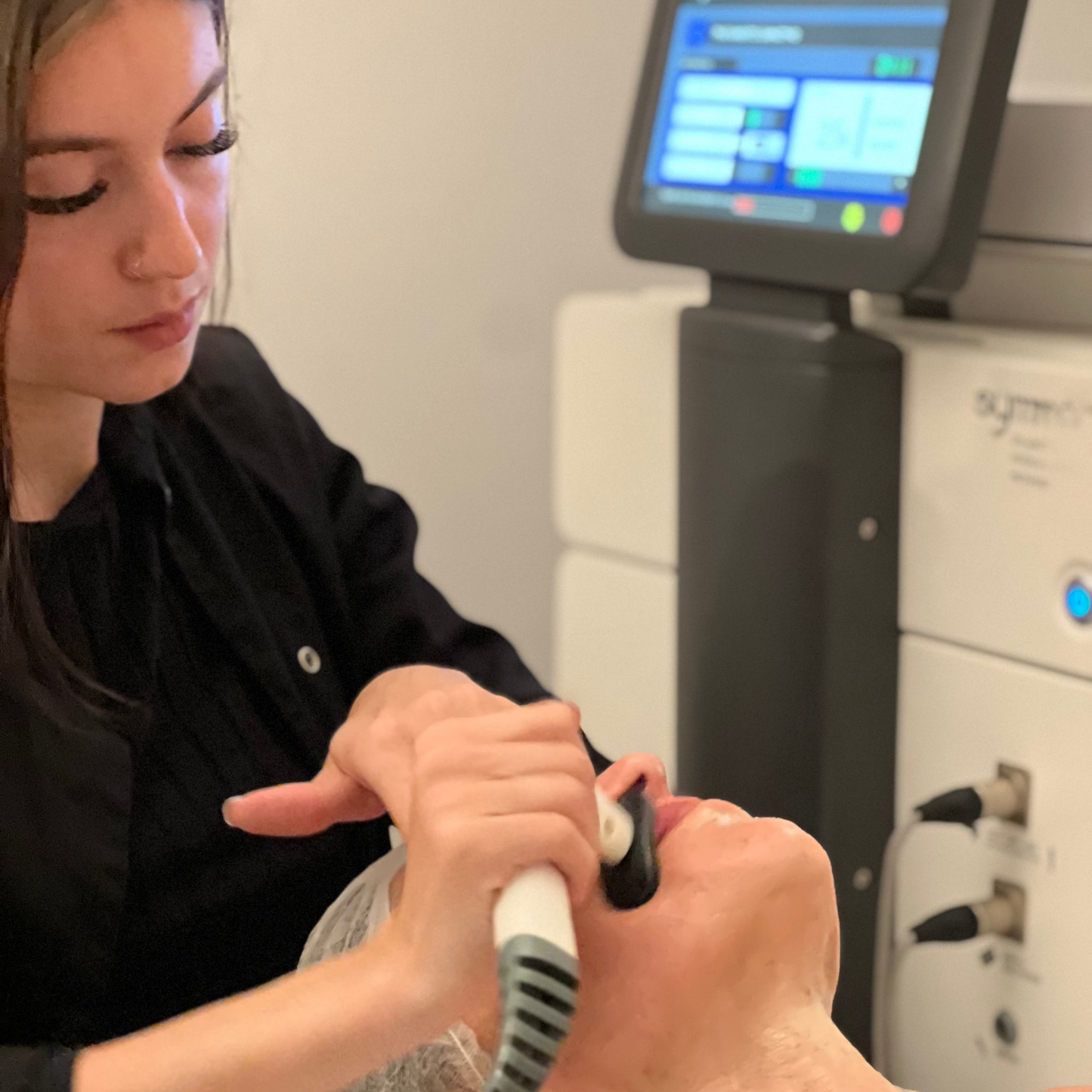 BONO ! Symmed Radiofrecuencia 4 sesiones a -50%